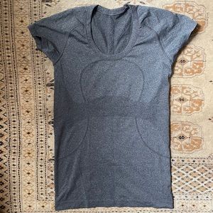 Lululemon Swiftly Tech Scoop Neck Short Sleeve